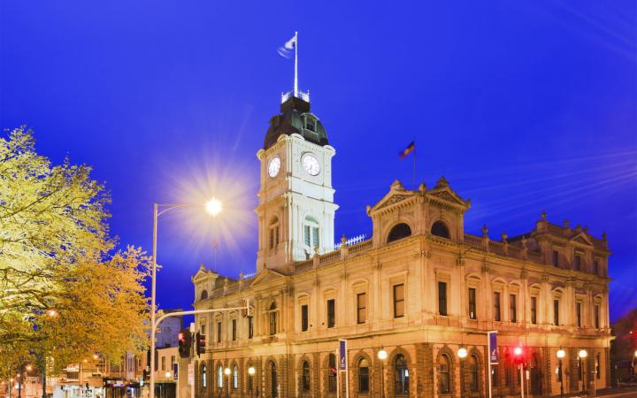 Ballarat Town Hall lit up at night
